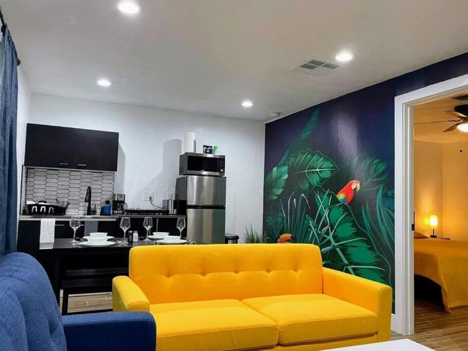 Phoenix Retreat - 1 Bedroom King Suite With 2 Smart Tvs - 10 Min From Airp - Unit B Exterior foto